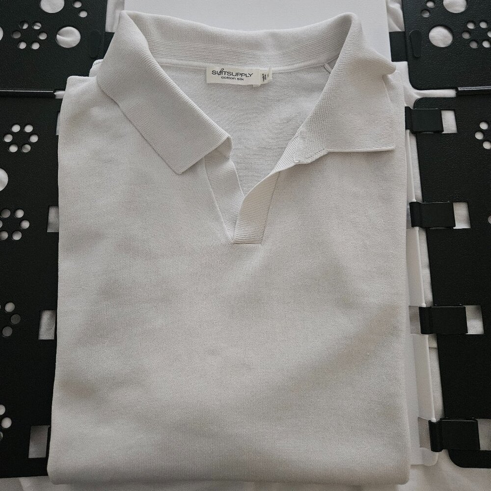 Suitsupply ivory polo XL (fits M)